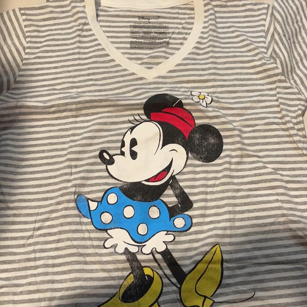 Minnie Mouse T-Shirt - Picture 2 of 7